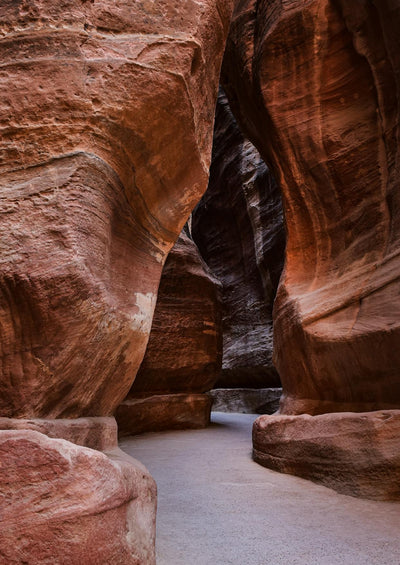 eSIM MIDDLE EAST & AFRICA providing easy travel data solutions for seamless connectivity.